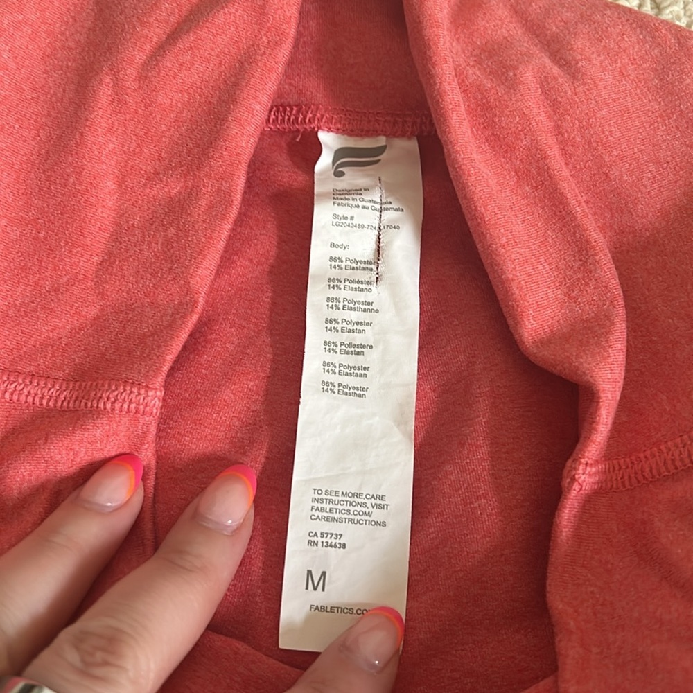 🩷 Pink Fabletics Leggings 🩷 - Picture 2 of 4